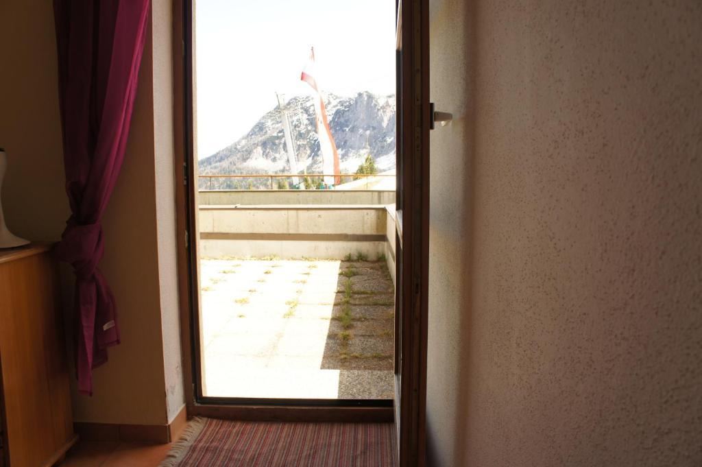Apartment Margret Im Haus Sonnleitn Sonnenalpe Nassfeld Kamer foto