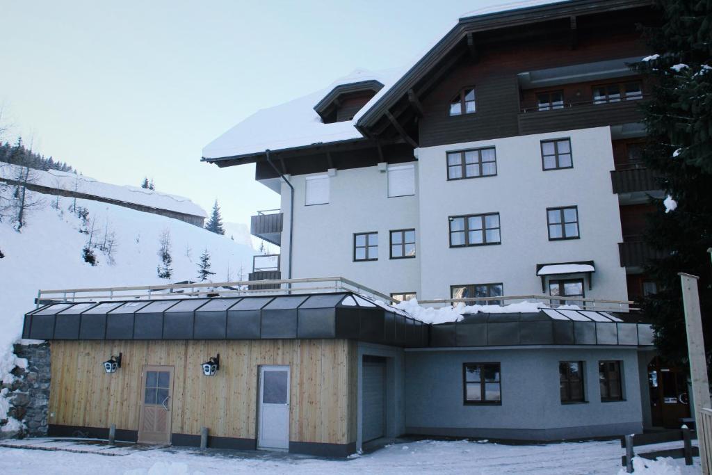Apartment Margret Im Haus Sonnleitn Sonnenalpe Nassfeld Buitenkant foto